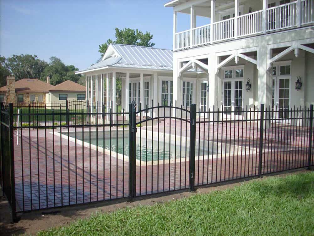 Aluminum Fence – Pressed Spear Points
