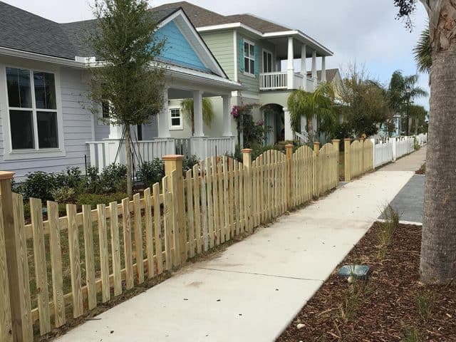 Wood Fence – Picket 5