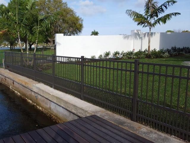 Commercial Aluminum Fence 3
