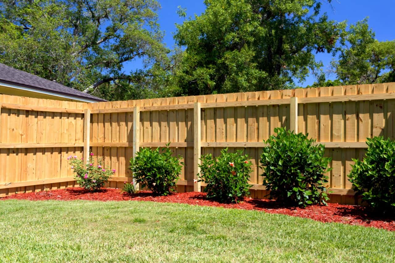 Choosing A McMinnville Fence Company That You Can Trust–And Feel Good About