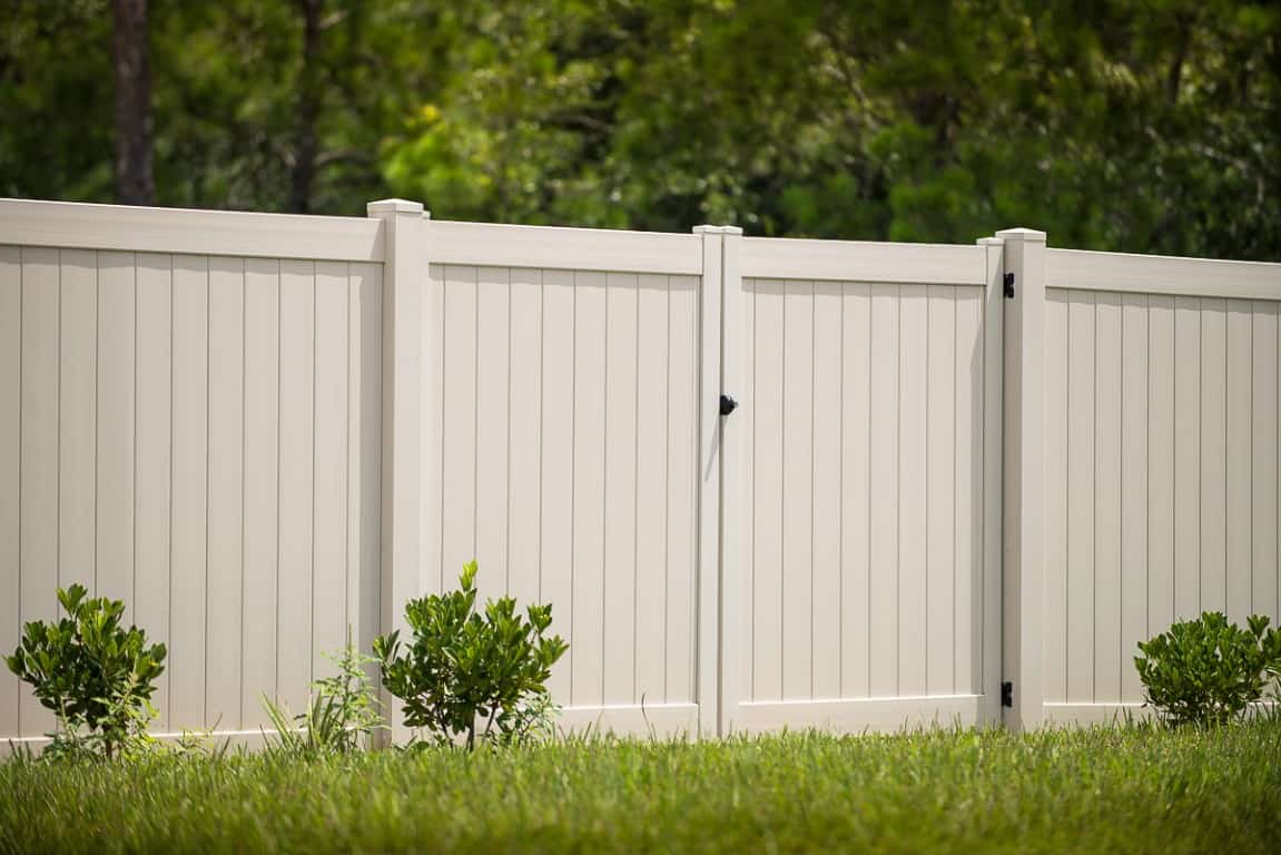 Vinyl Private Fence and Gate