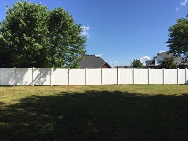 white vinyl privacy fence Matthews North Carolina Fence Companies