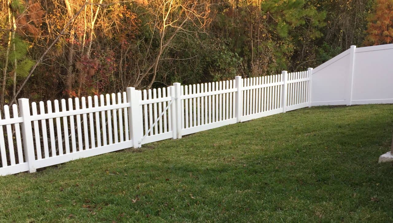 San Antonio Fence Company white vinyl fence
