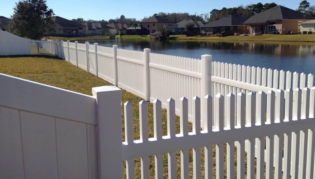 Elgin fence company white vinyl fence