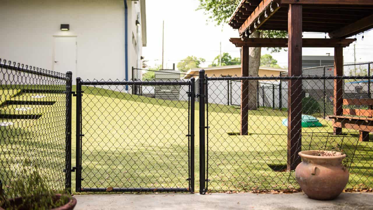 Minneapolis fence company black chain link fence