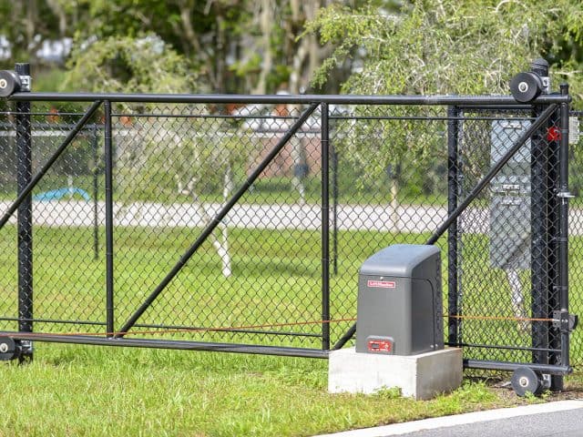 Chain Link Fence – Commercial Black 4