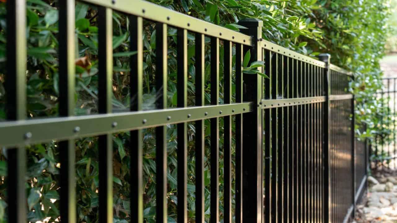 aluminum fence installers