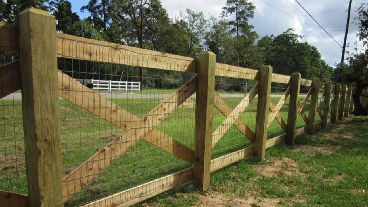 criss cross wood fence