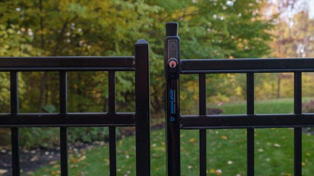 fence contractors Lakewood CO