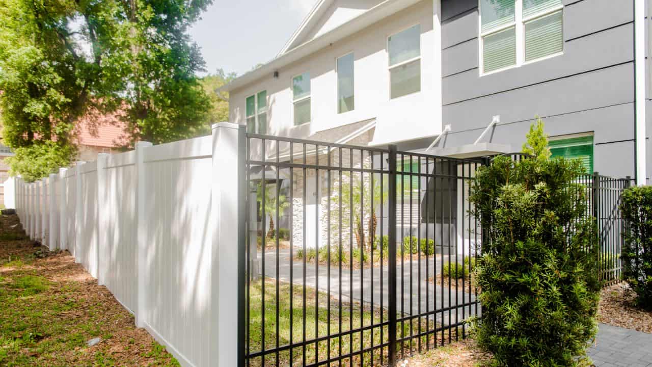 fence companies in Rhode Island