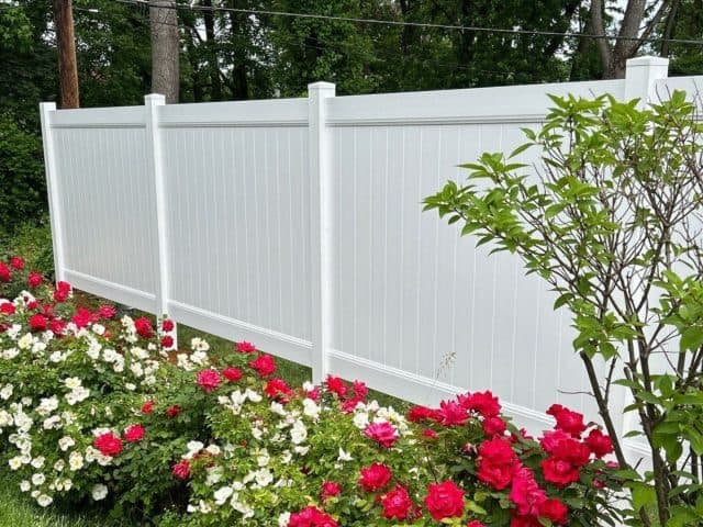 We Install More Than 12 Million Feet Of Fencing Each Year, Of Course We Can Tell You The Best Way To Clean Vinyl Fence