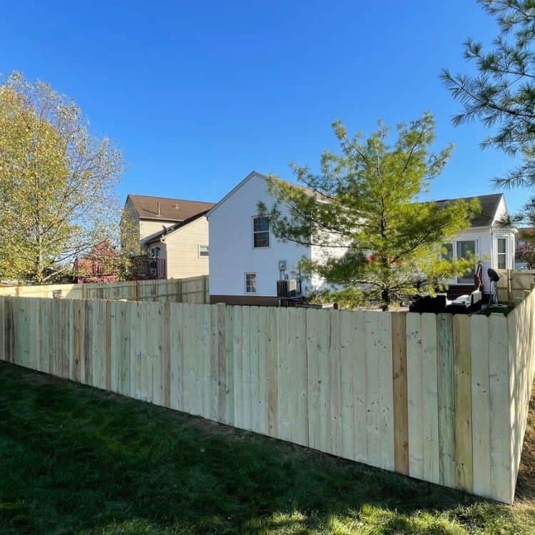wood fence builders
