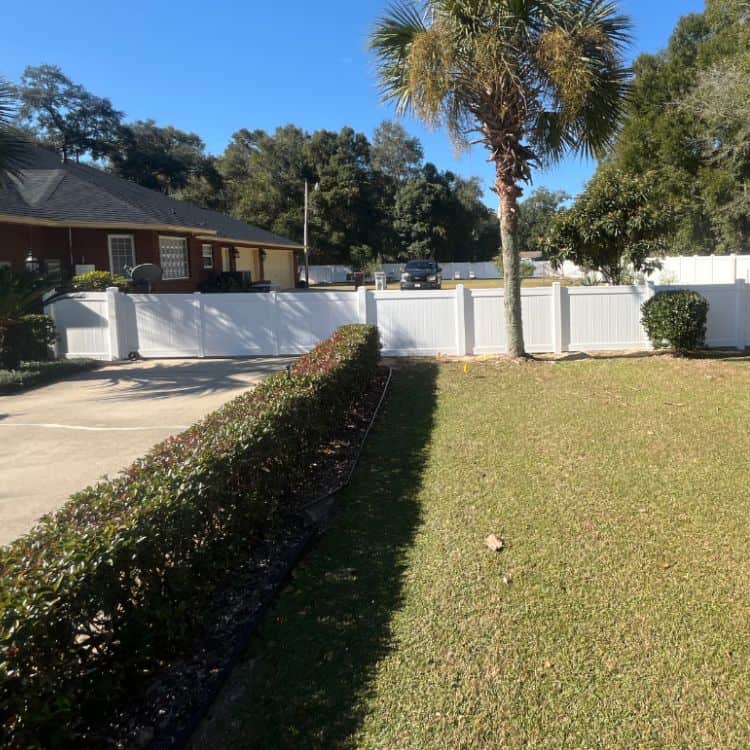 Maintenance-Free Privacy Fencing