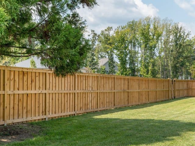 If You’re Looking For A Professional To Install Wood Fence, Call Superior Fence & Rail Of SW Florida