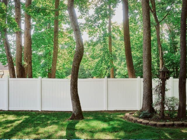 Your Complete Guide To Choosing The Best White Vinyl Fence And White Vinyl Fencing