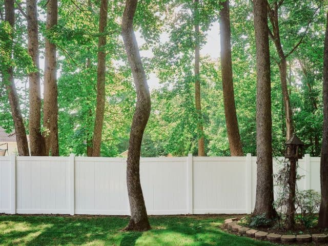 Are You Wondering: How Do I Install a Vinyl Fence?