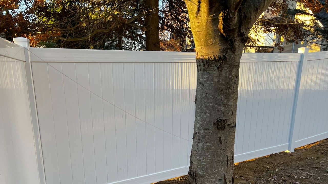 your search for fencing contractors in my area ends here