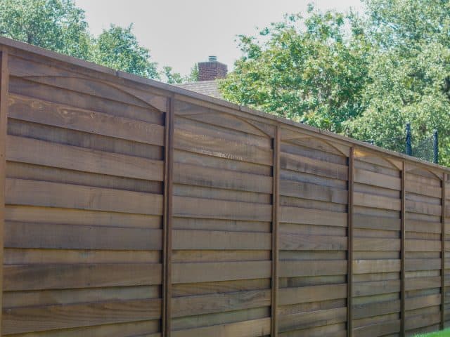 Transform Your Southwest Houston Property with Stylish Horizontal Fence Ideas