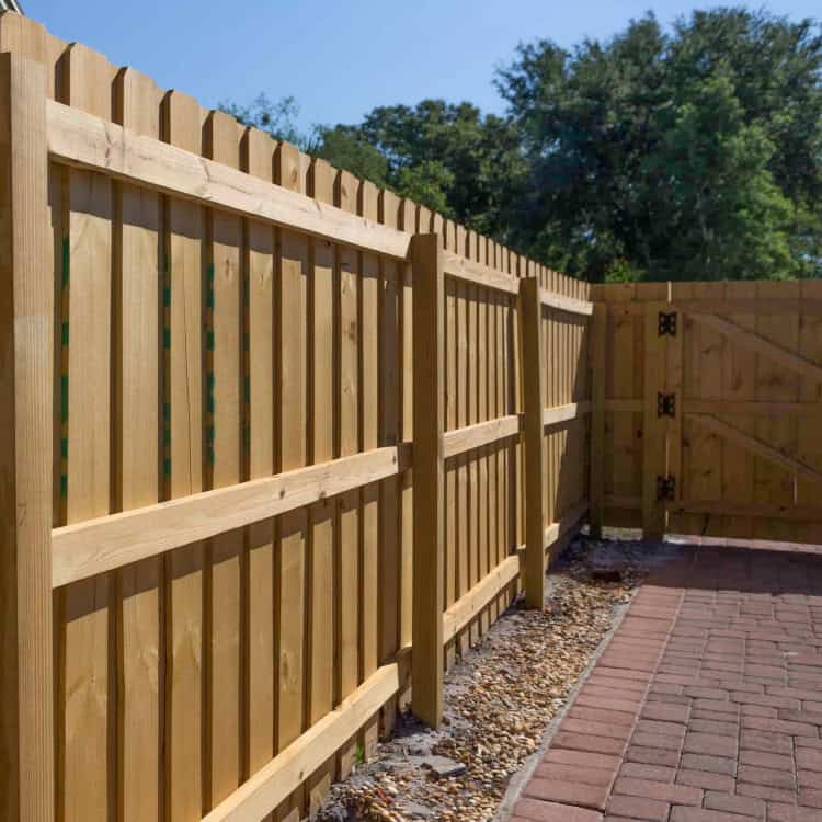 commercial fencing contractors in Eastern NC