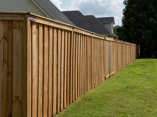 Get Top Quality Wooden Fence For Your Property In Fayetteville