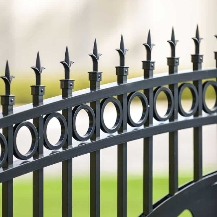 front yard fence companies
