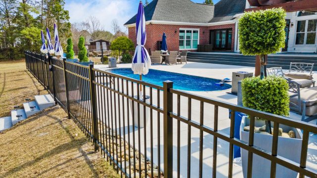 Manchester fence company