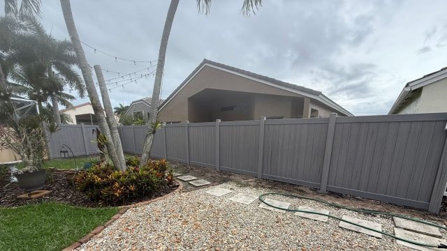 Jupiter fence builders