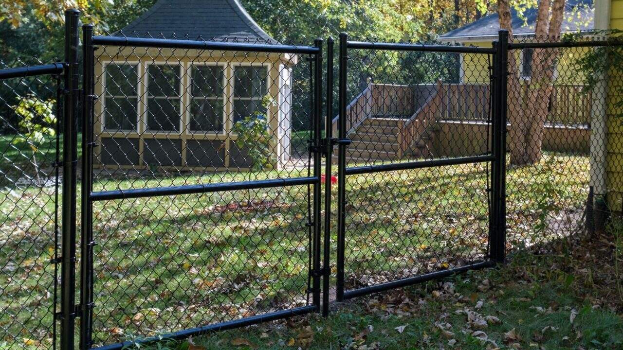Chain link fence installers near me