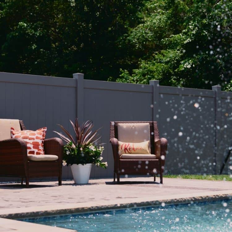 commercial fencing contractors in Eastern NC