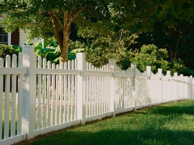 Shawnee Vinyl Fencing: The Perfect Solution for Privacy and Style in Your Home