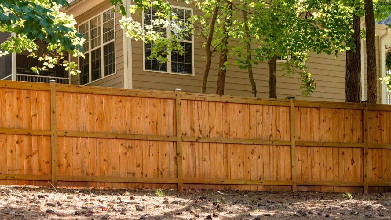 Fence company Greenwood