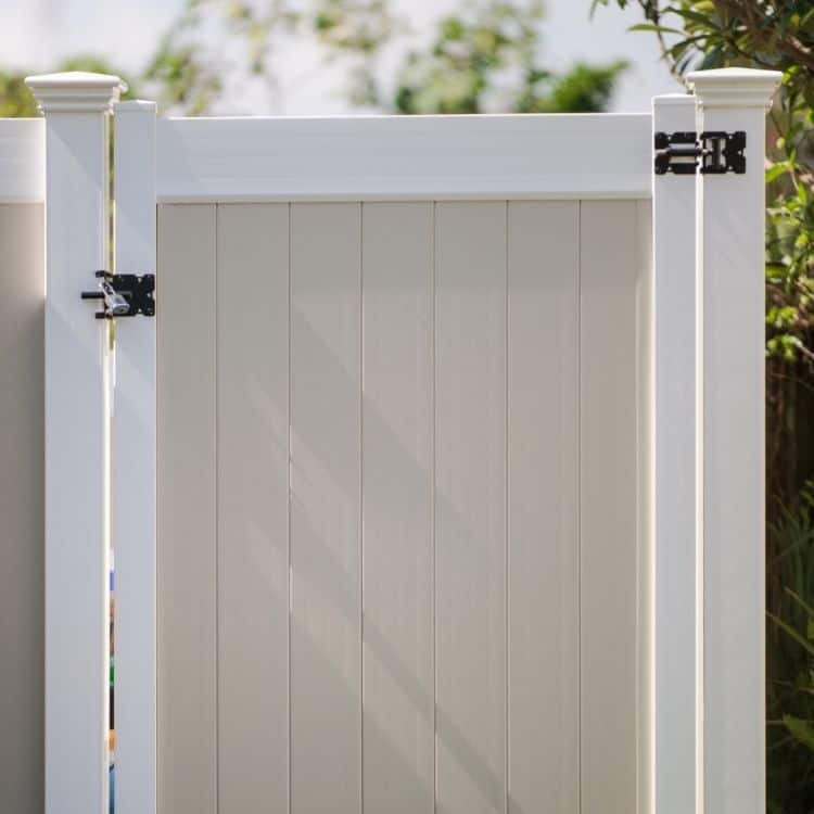 Cleveland vinyl fence installers