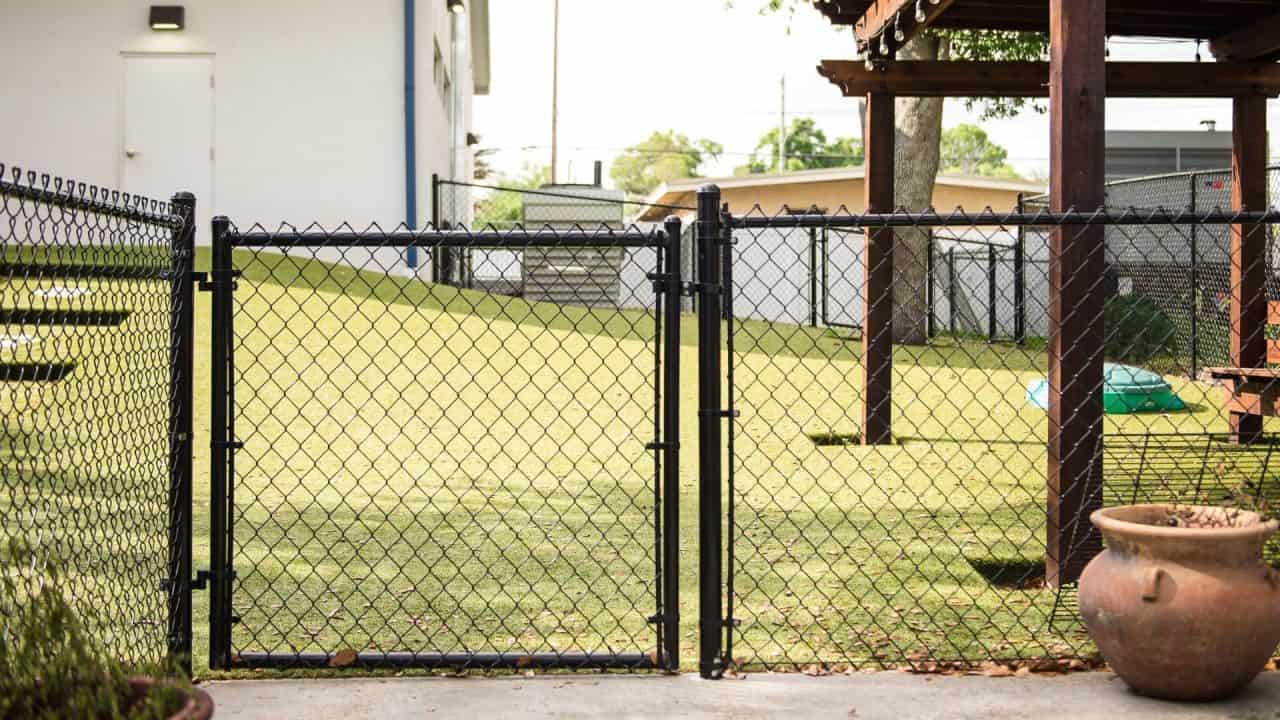 Wire fence installers near me