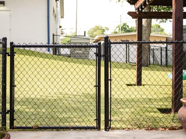 Wire Fence Installers Near Me You Can Trust—Strong Fences, Fair Prices