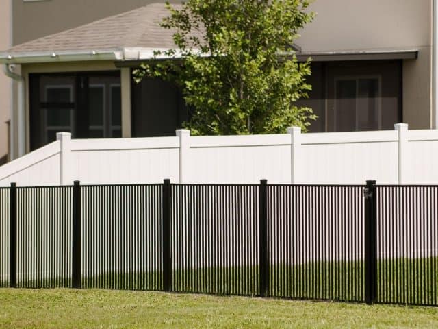 Clermont Fence Company: Easy Fence Solutions for You