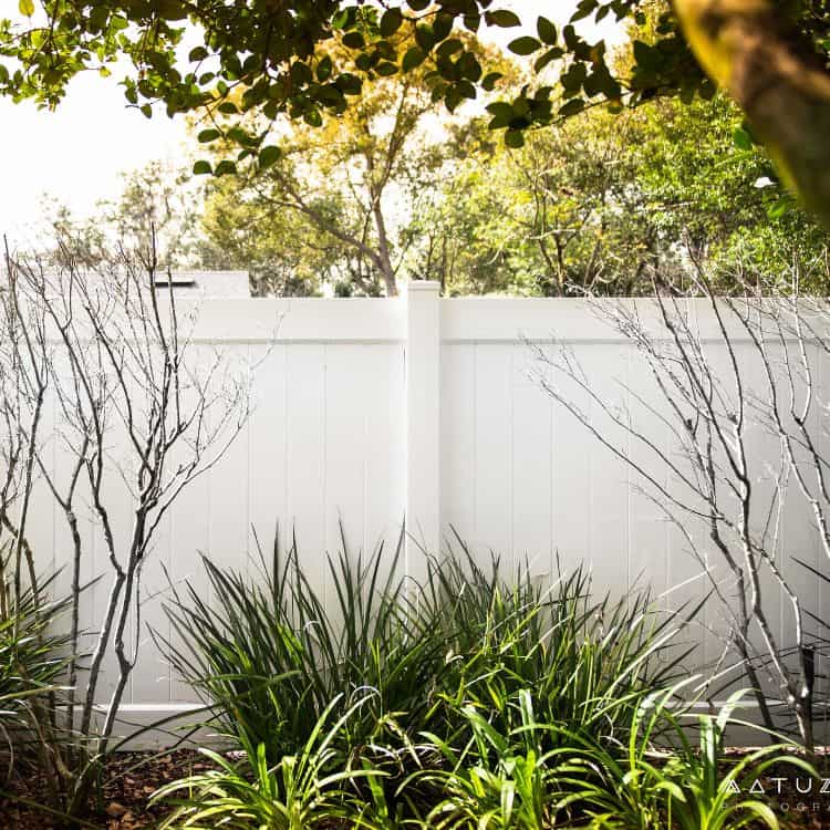 durable vinyl fence installers