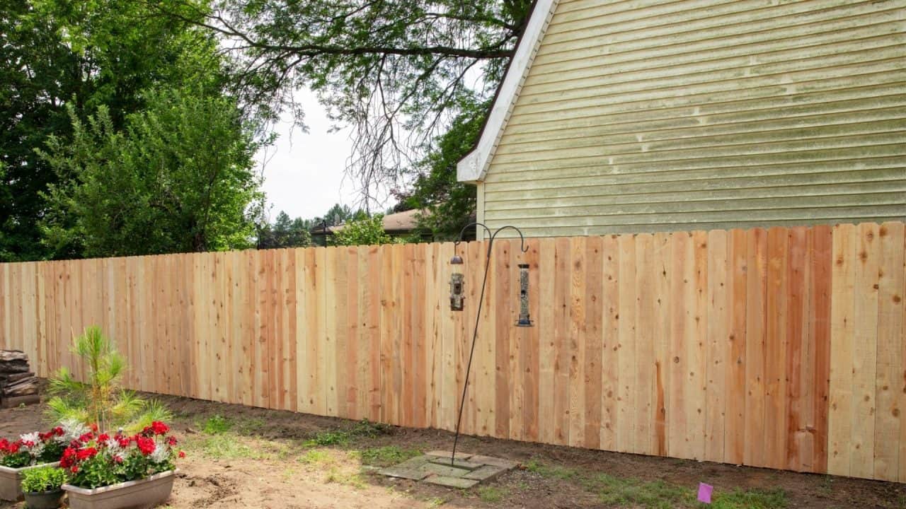 Fence builder