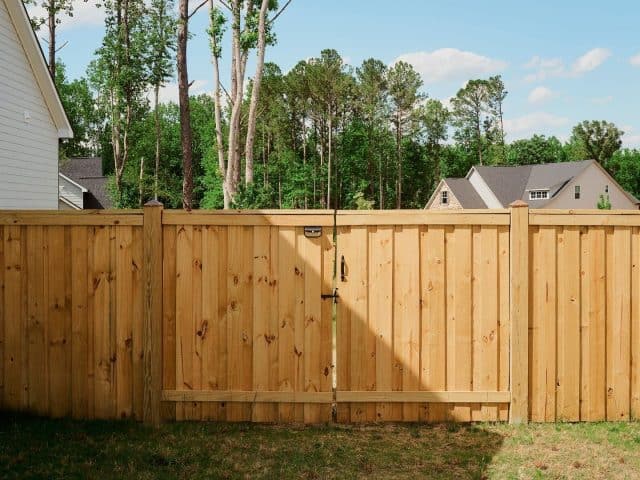 Fencing Close to Me? Trusted Local Pros in Indianapolis