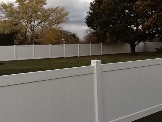 Finding The Perfect Solid Vinyl Fencing In Cleveland