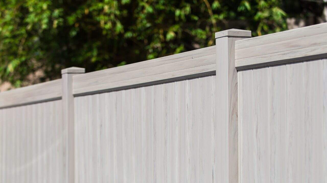 Durable Vinyl Fencing