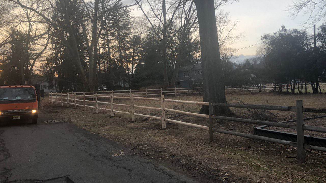 Wayne fence builder
