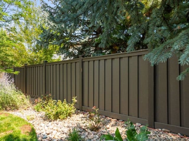 Create Your Ideal Outdoor Space with a Cottonwood Heights Privacy Fence