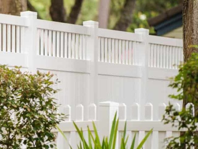 How This Fence Company In Sanford Compliments Properties In The Brick Capitol Of The USA