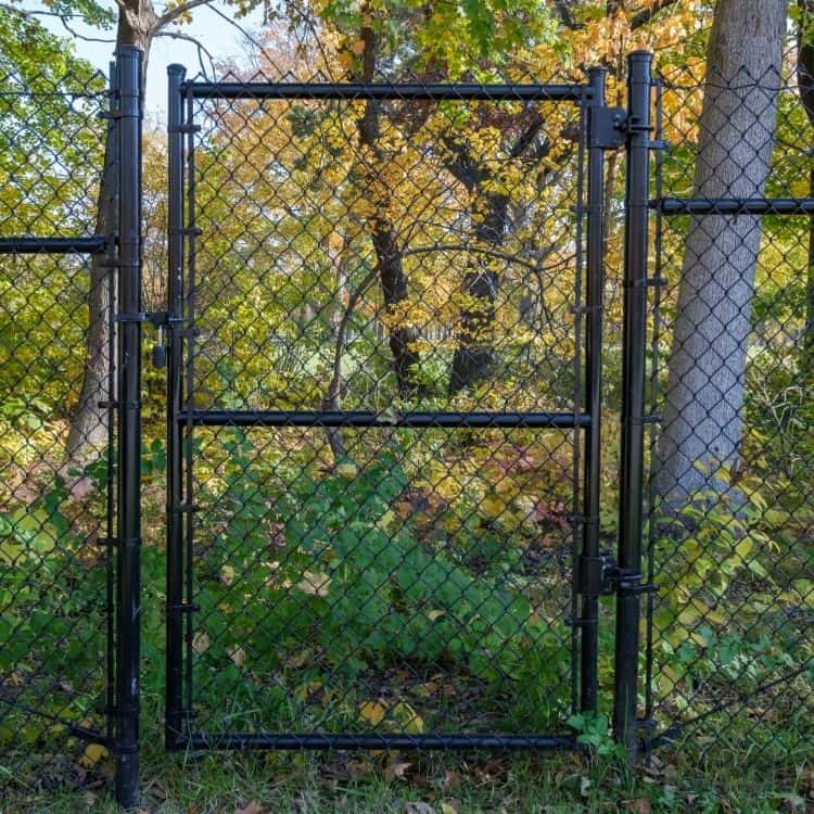 Fence companies in Warwick RI
