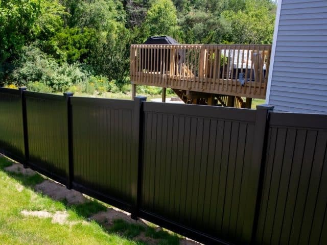 Fence Financing That Helps Kansas City Families Secure Their Backyards