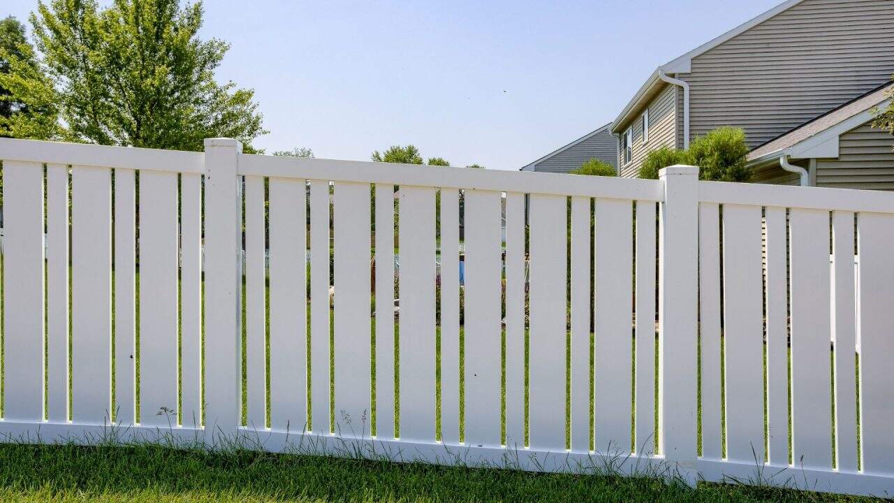 Fence replacement Plymouth