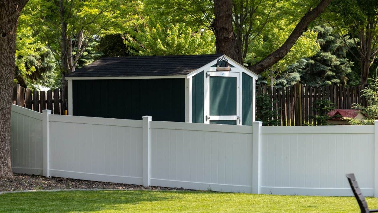 Hope Mills fence builder