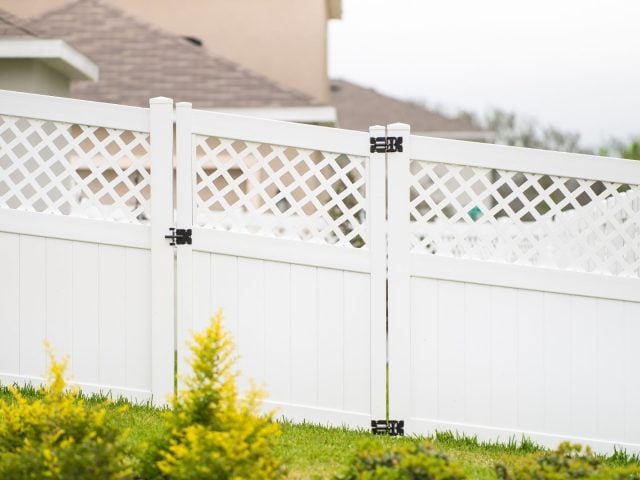 Pensacola Fence Builder: Transform Your Yard with Superior Fence & Rail