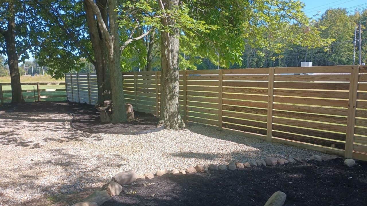 SW Fl wooden fence builder